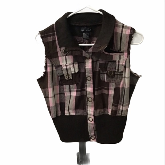 Plaid Vest size juniors large destroyed Chic Cute - Picture 1 of 8